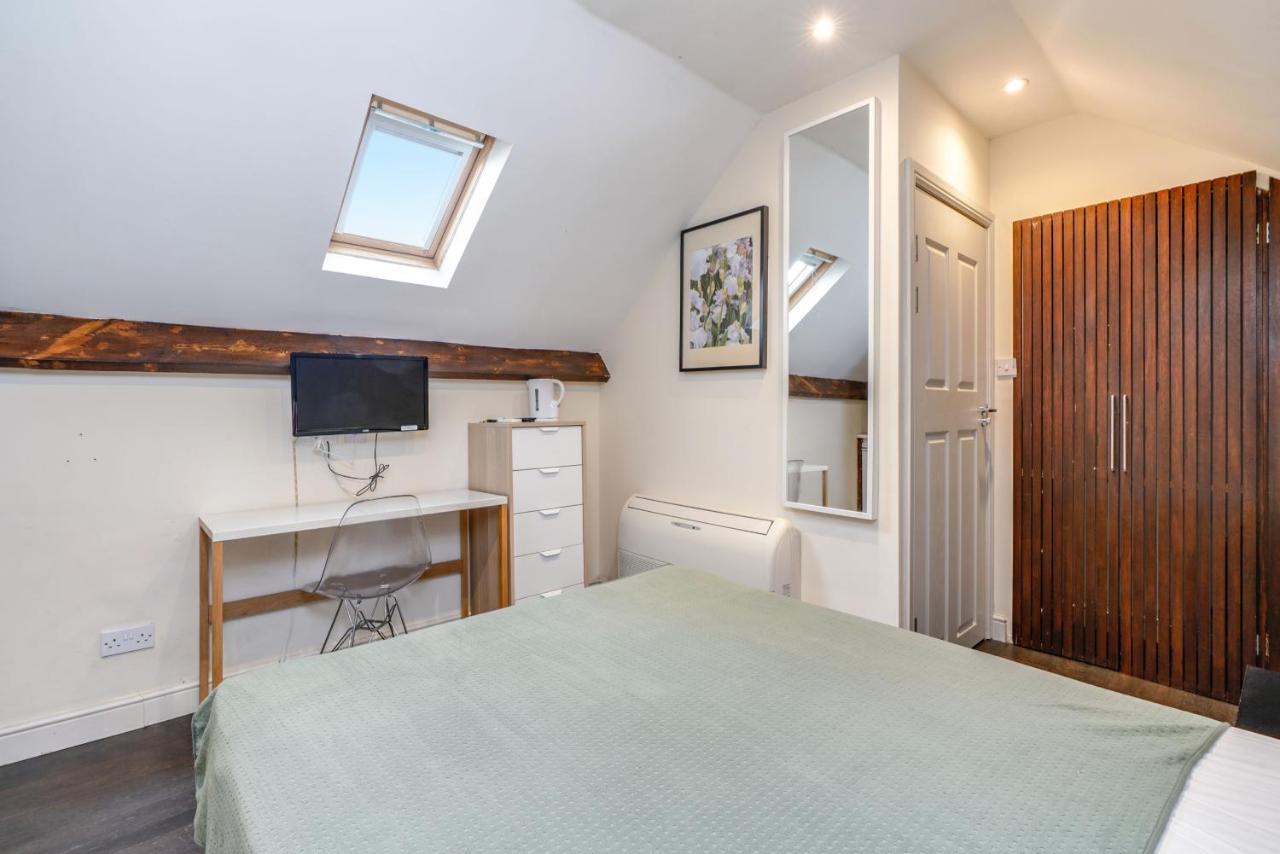 Quiet Double Studio Flat Apartment ลอนดอน ภายนอก รูปภาพ
